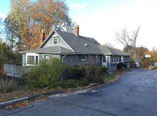 30 Pickering St, Auburn, MA 01501