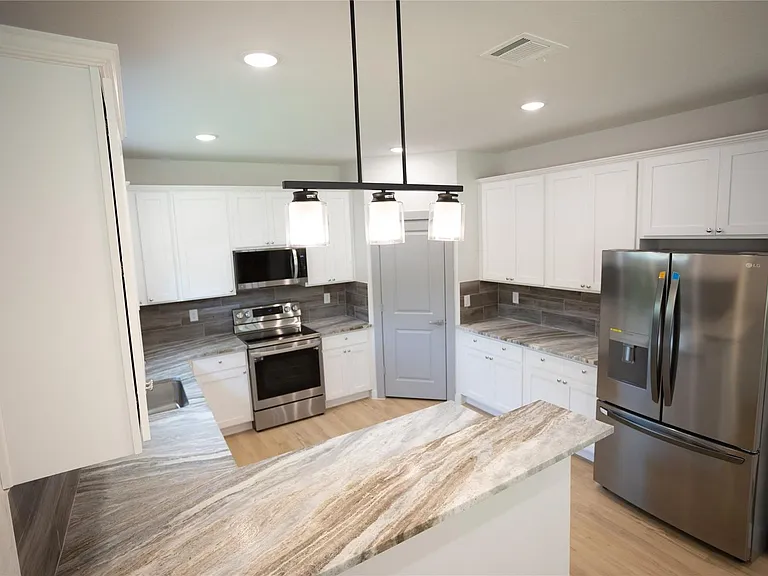 3817 Winfield Ave — Photo 7