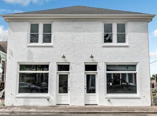 907 Henderson St, Houston, TX 77007