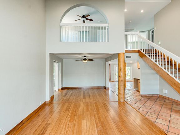 3rd image of 2311 W Lobo Ave