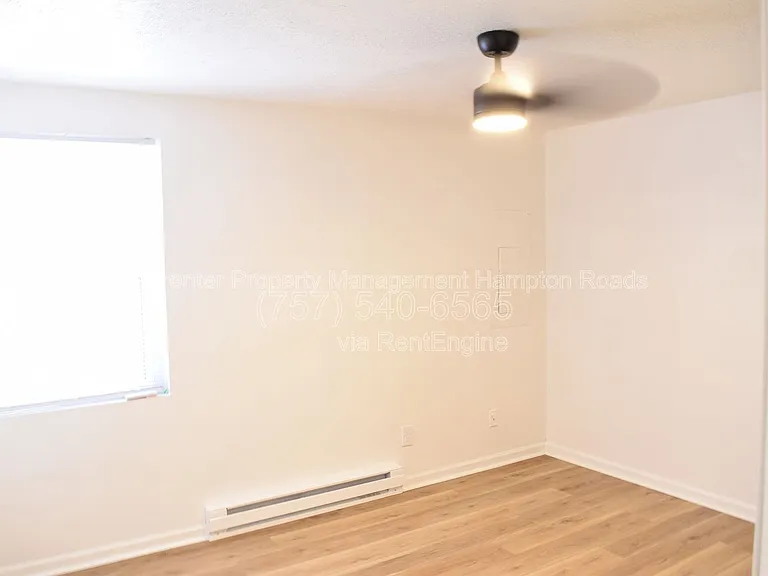 6249 Alexander St #E — Photo 12