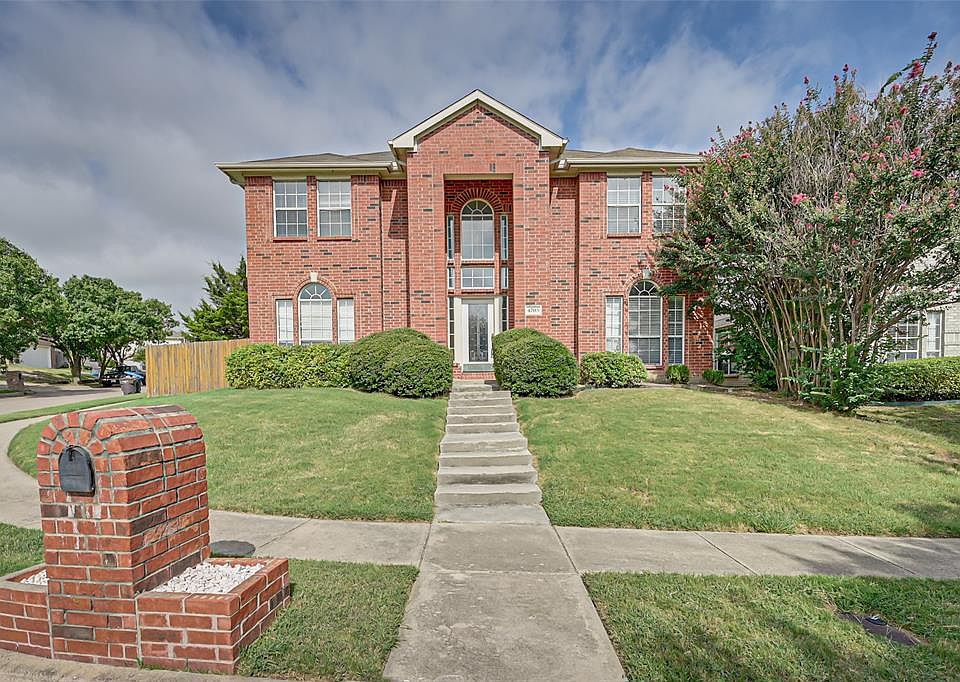 1st image of 4703 Park Bend Dr