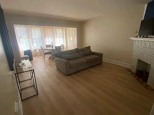 1209 Bridge St #1 Photo 1