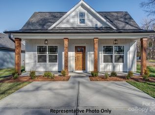 108 Crescent Dr, Bessemer City, NC 28016