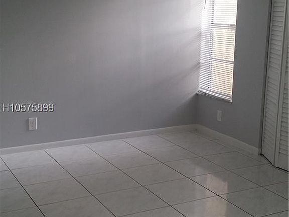 2nd image of 10019 Twin Lakes Dr
