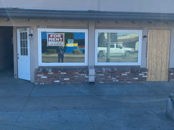 1055 E Valley Pkwy, Escondido, CA 92025