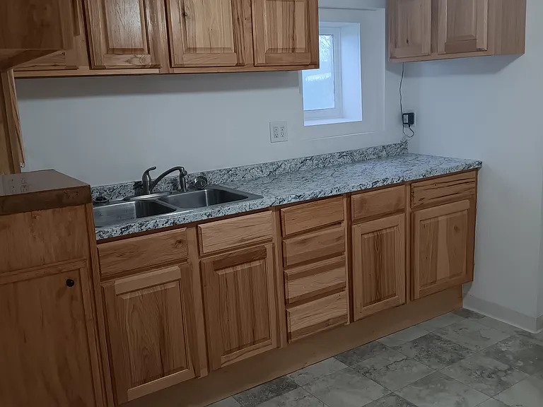 344 1/2 Warren Ave — Photo 7