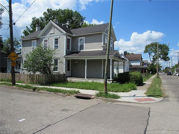 3rd image of 2260 E 5th St