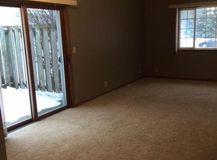 2626 Shady Grove Rd, Eau Claire, WI 54703