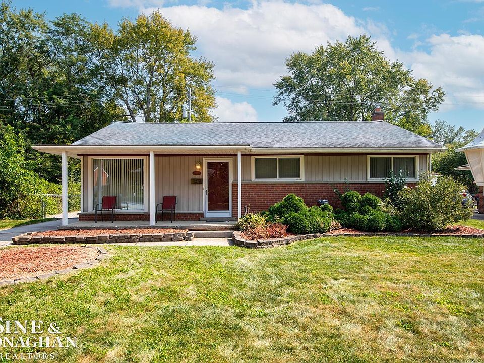 1st image of 28620 Red Leaf Ln
