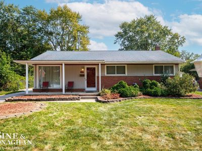 28620 Red Leaf Ln, Southfield, MI, 48076
