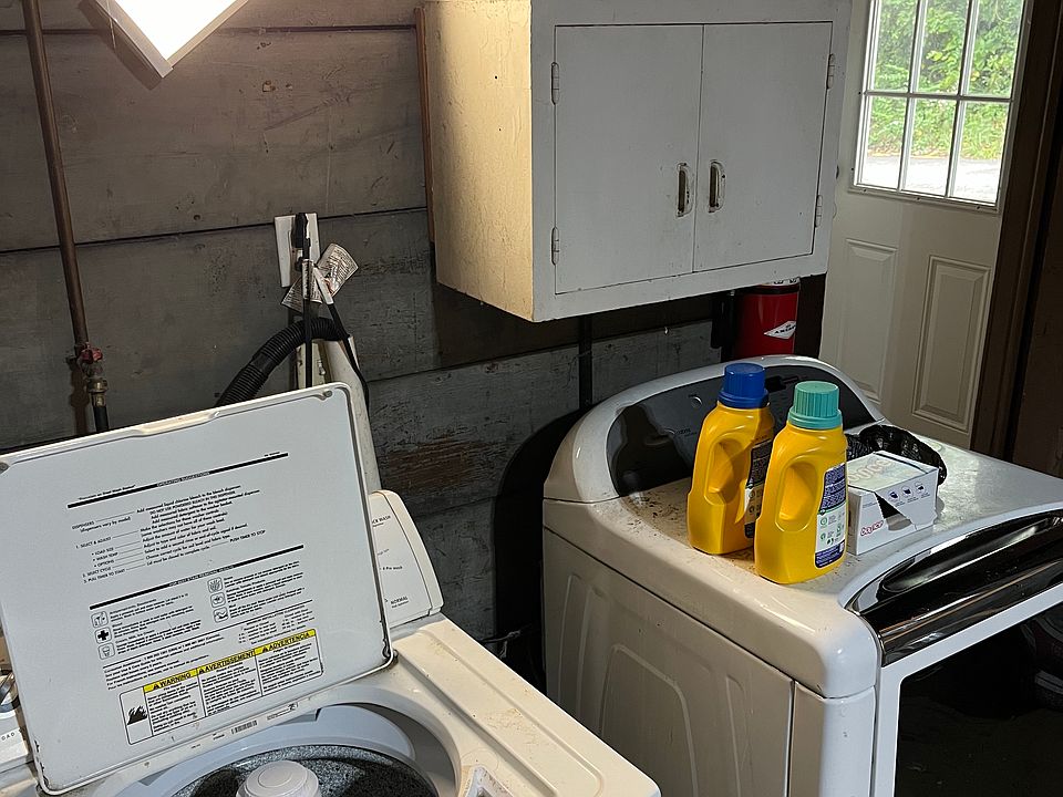 Shared Washer/Dryer