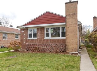 8338 Ridgeway Ave, Skokie, IL 60076