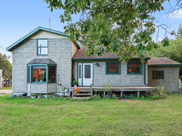 26233 County Road 687, Bangor, MI 49013