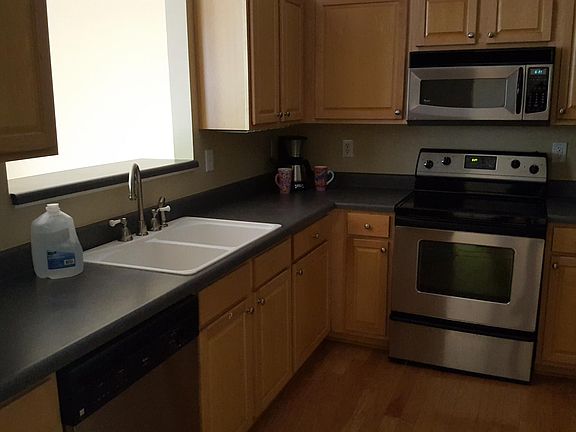 4th image of 394 Weatherstone Pl