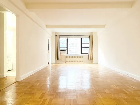 30 East 37th Street image 1 of 8