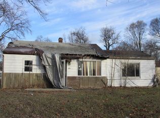 2277 Wayne St, Lake Station, IN 46405
