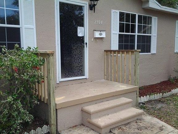 3rd image of 2304 Kingston St S