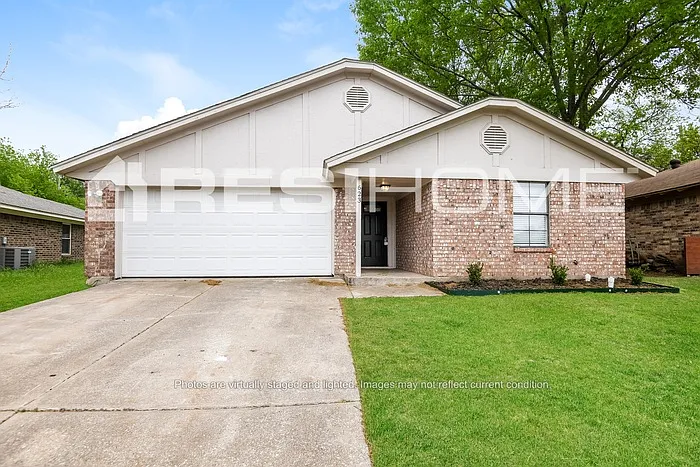 623 Allencrest Dr — Photo 1