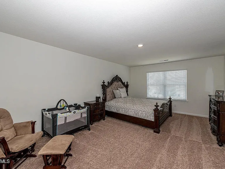 1606 River Poppy Rd — Photo 30