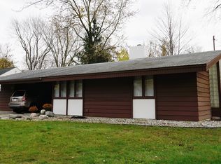 117 W Livingston Ct, Midland, MI 48642