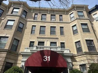 31 Queensberry St APT 12, Boston, MA 02215