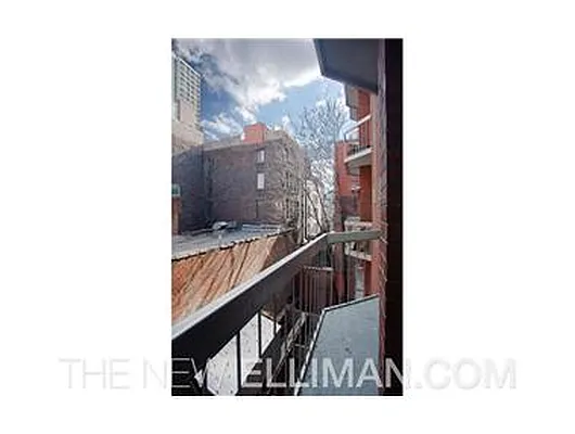 Rented by Douglas Elliman | media 44