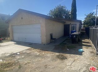 10001 Grape St, Los Angeles, CA 90002