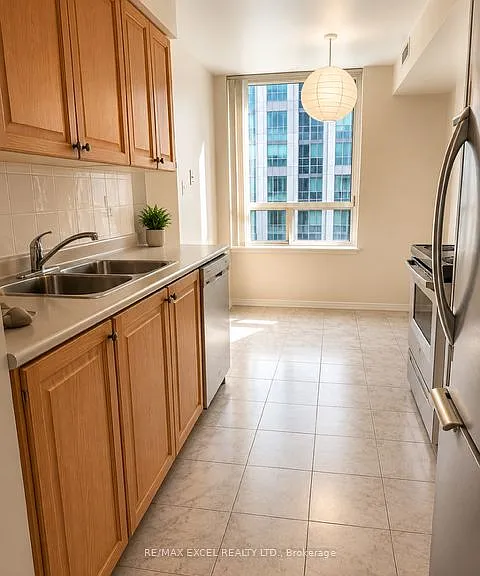 18 Hillcrest Ave #605 — Photo 5