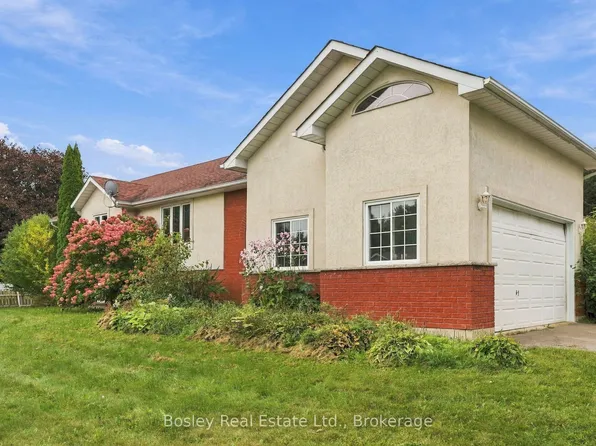 3 Shirley Ct, The Blue Mountains, ON N0H 2P0