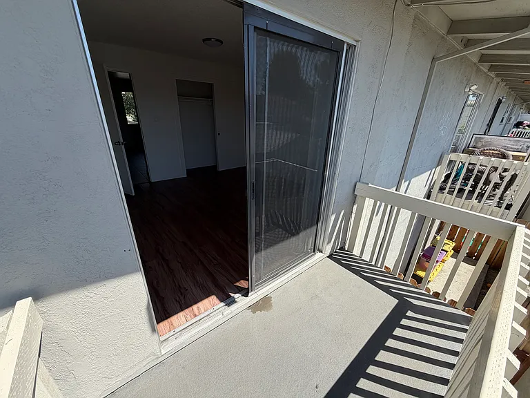 927 Fitzuren Rd #1 — Photo 11
