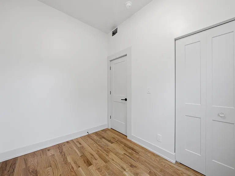 1514 W Fry St #2 — Photo 16