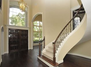 11 Hunters Crossing Ct, Spring, TX 77381