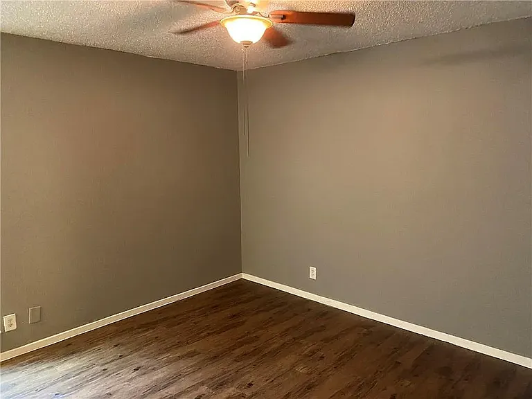 8919 Galewood Dr — Photo 10