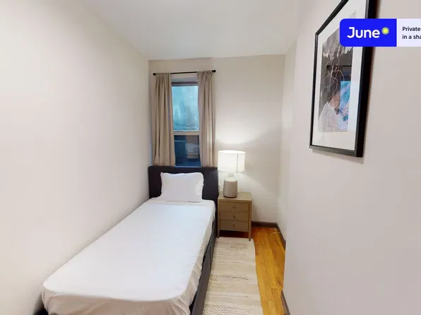1521 York Ave, New York, NY