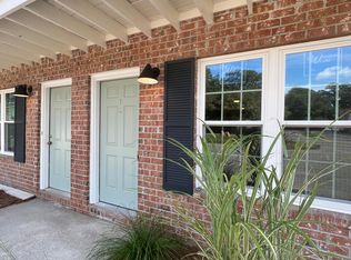 266 Fleming Rd, Charleston, SC 29412