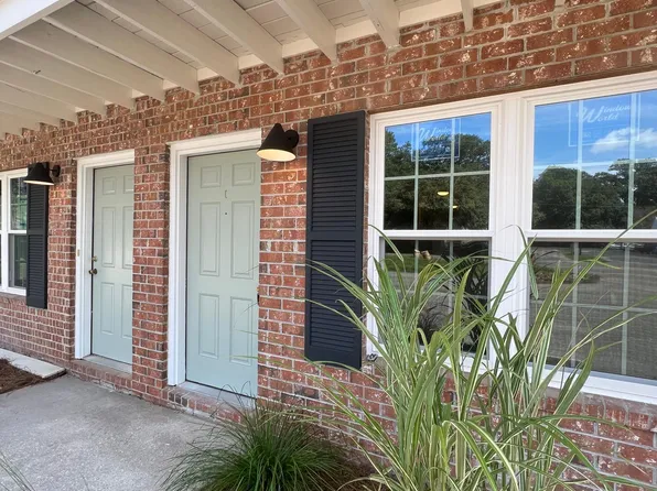 266 Fleming Rd, Charleston, SC 29412