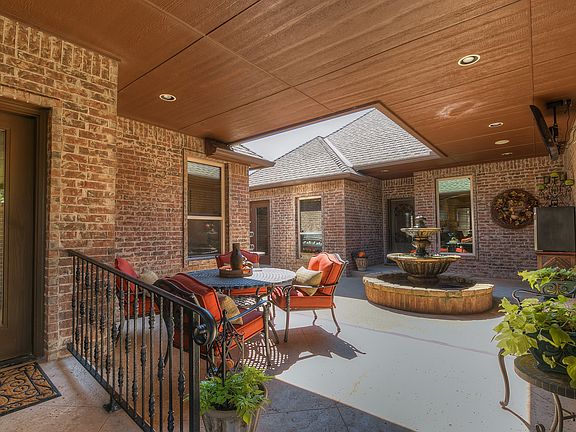 3rd image of 16613 Little Leaf Ln
