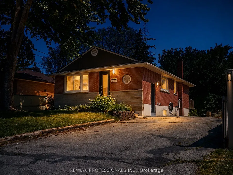 1327 Royal Dr #LOWER