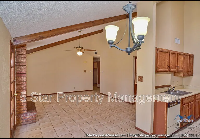 11645 Gordon Cooper Ln — Photo 14