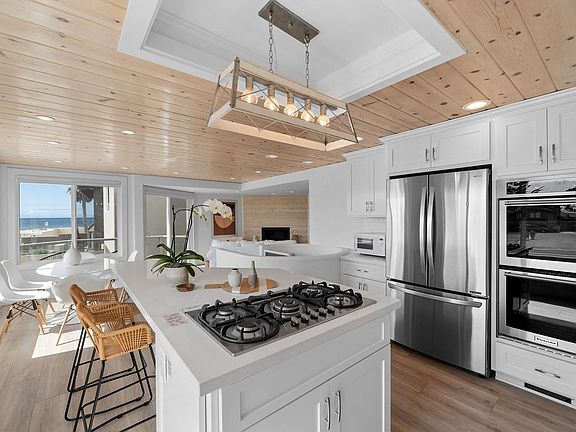 5th image of 1259 New Bedford Ct