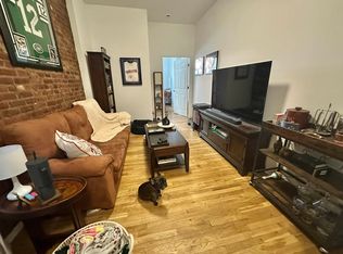226 W 16th St APT A2, New York, NY 10011