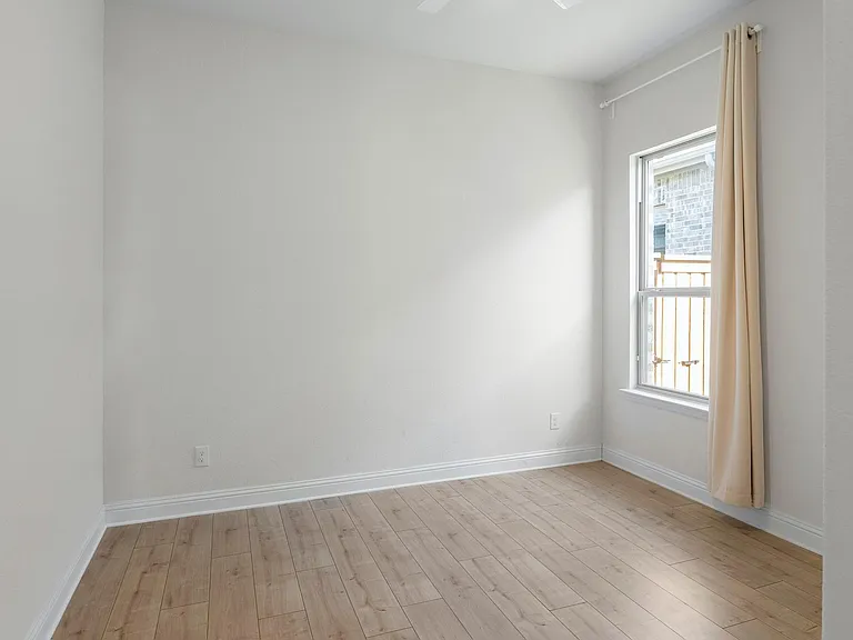 8211 Agarito Way — Photo 18
