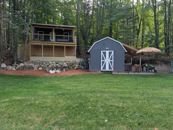4993 E Wetland Trl, Custer, MI 49405