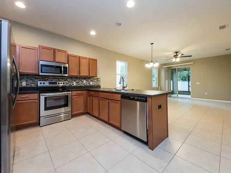 7424 Azalea Cove Cir — Photo 5