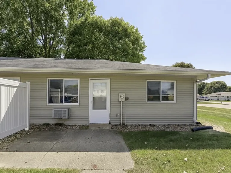 Parkside Homes — Photo 8