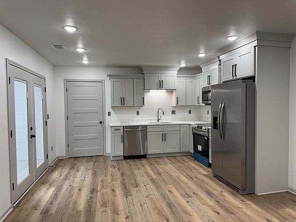 4th image of 2308 Rector Rd