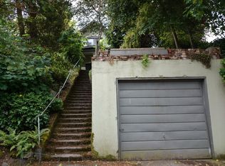 1911 N 49th St, Seattle, WA 98103