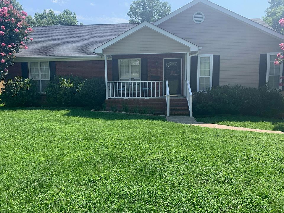 1st image of 400 Ashley Dr