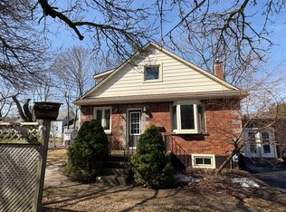 20 Bayview Dr, Barrie, ON L4N 3N5